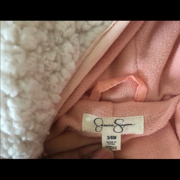 Baby girl Jessica Simpson snowsuit - Picture 3 of 3